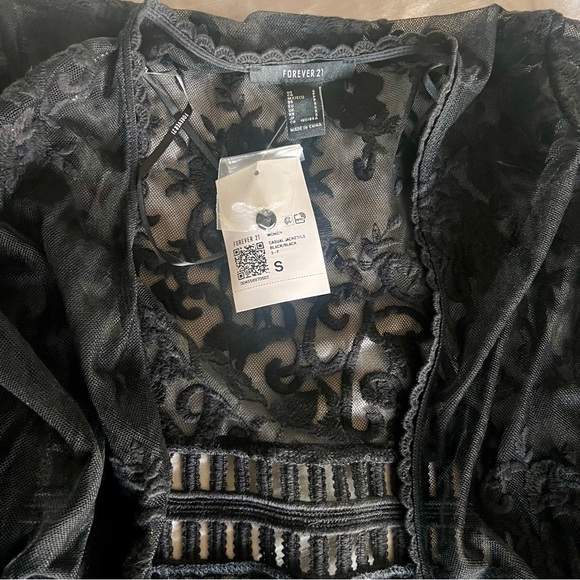 Lace & Floral Embroidered Maxi Top - Picture 3 of 7